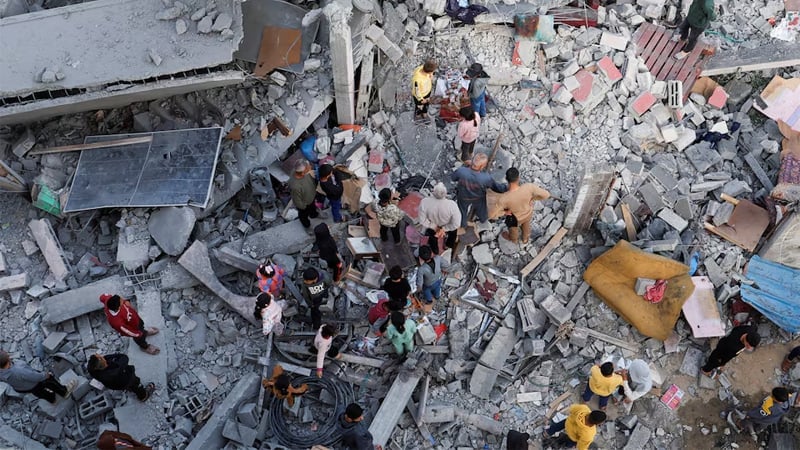 গাজায় ইসরায়েলের হামলায় ৩২ ফিলিস্তিনি নিহত